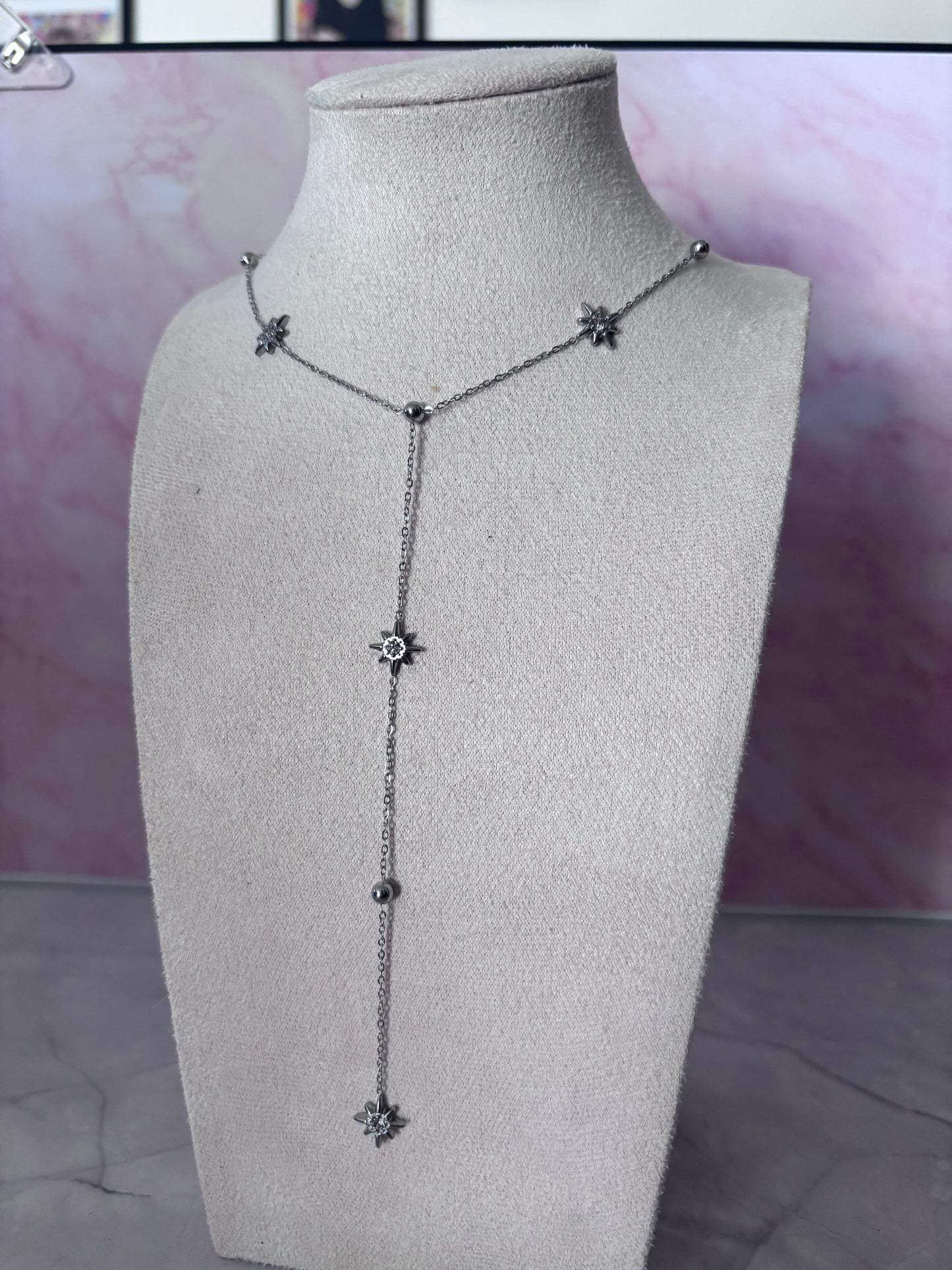 collier Mareva